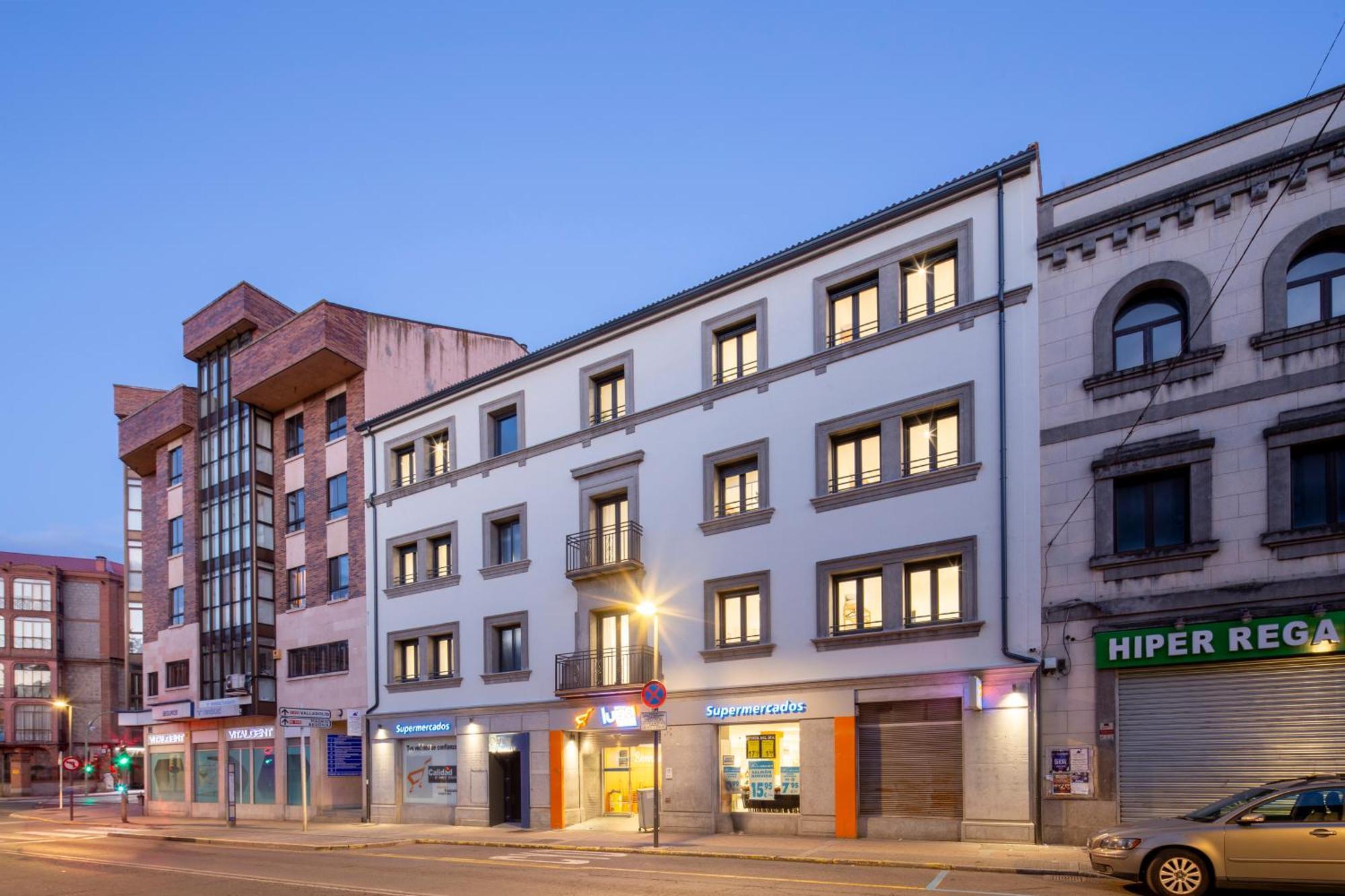 Apartamentos Turisticos D10 Avila Exterior photo